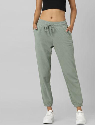 green mid rise co-ord set joggers