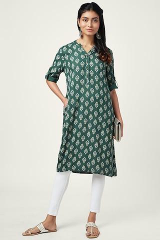 green print casual mandarin 3/4th sleeves knee length women regular fit kurta