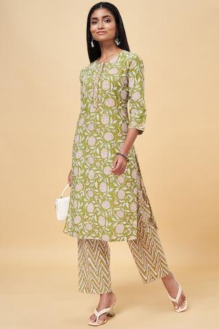 green printed ethnic round neck 3/4th sleeves calf-length women regular fit kurta pant set