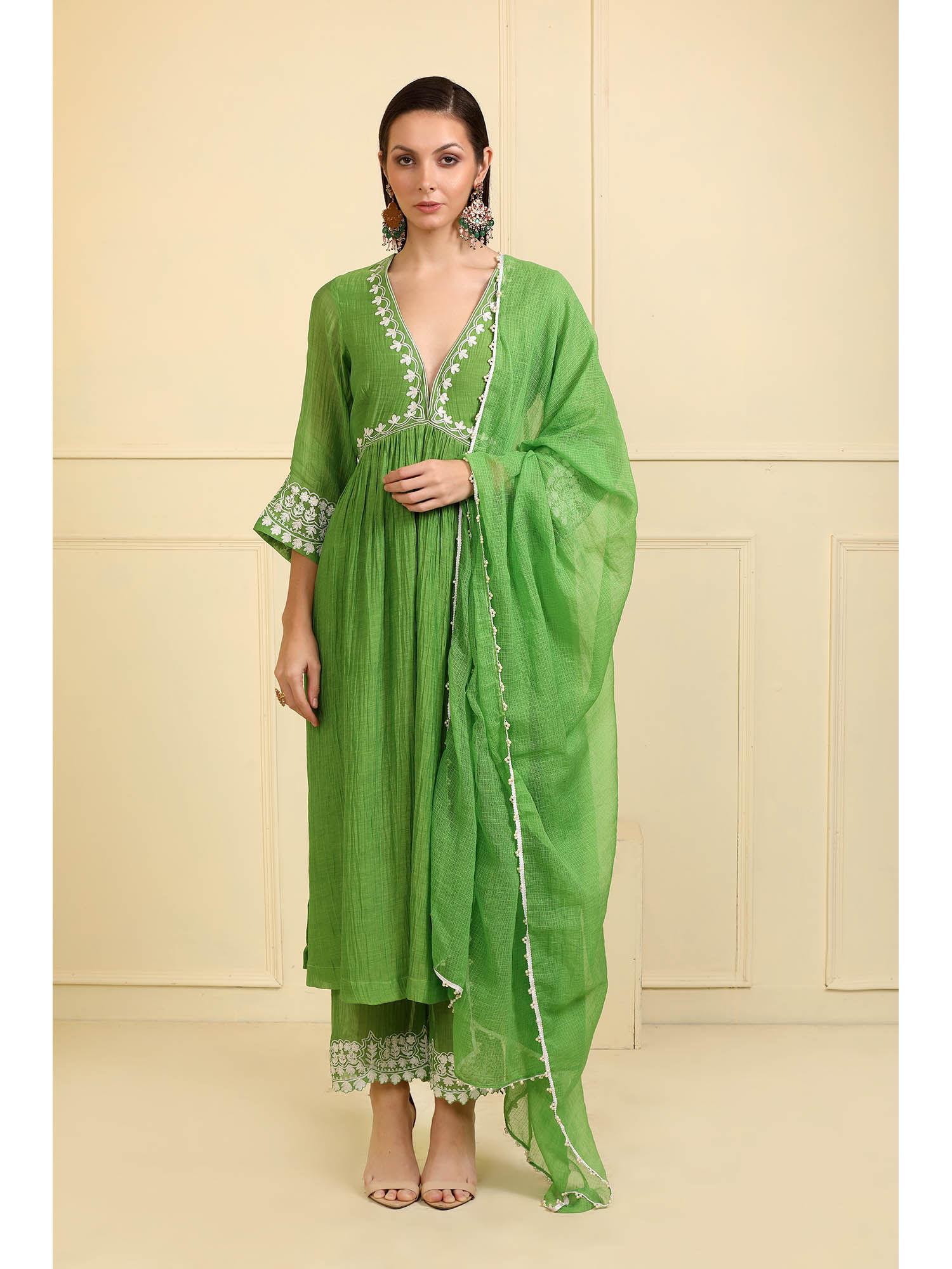 green resham embroidered kurta with pant and dupatta (set of 3)