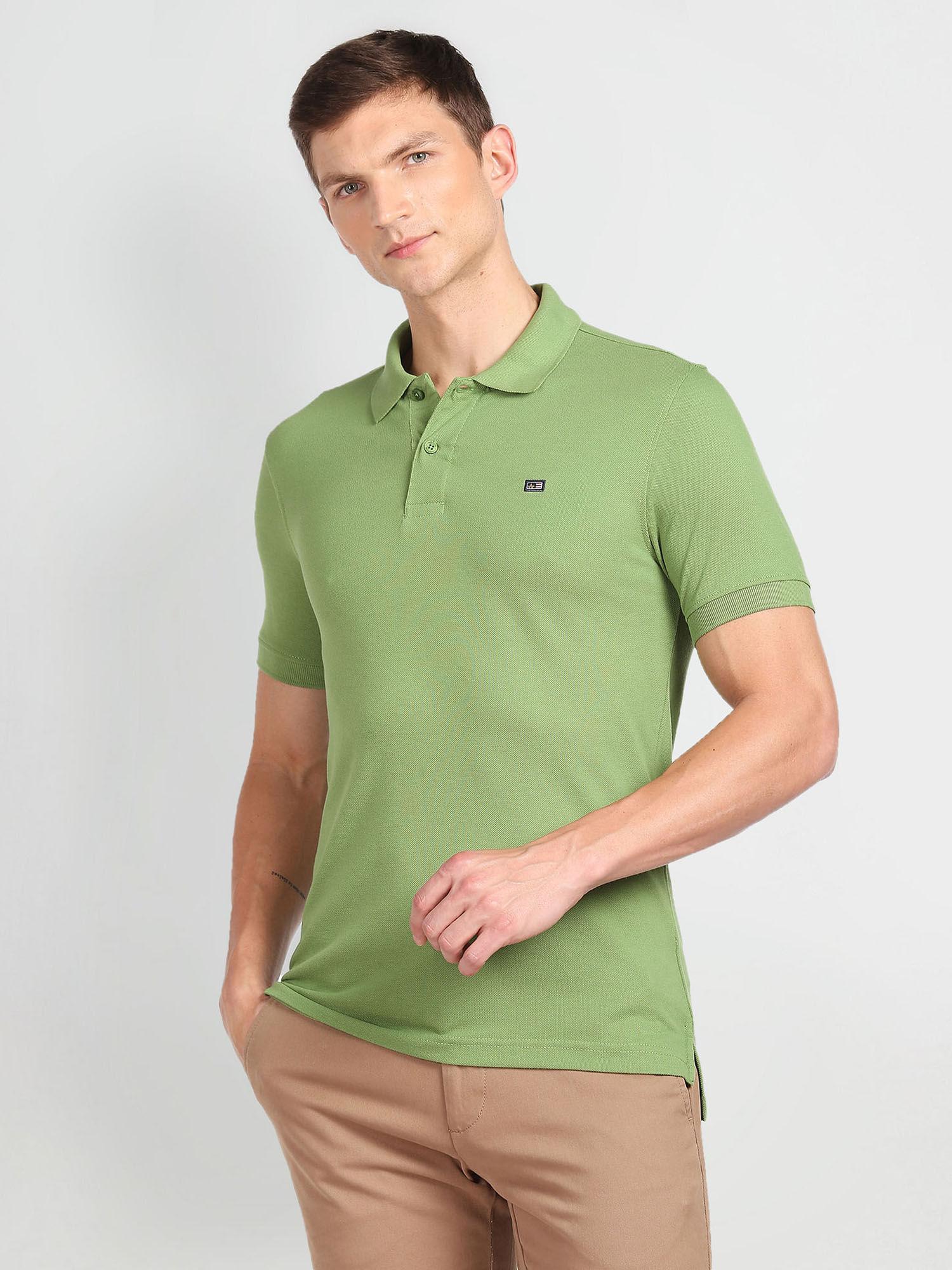 green short button placket solid polo t-shirt