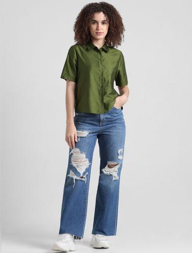 green short sleeves shirt