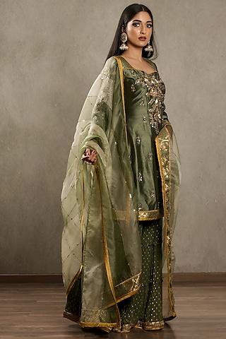 green silk embroidered kurta set