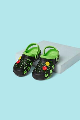 green solid casual boys clog shoes