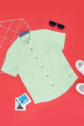 green solid casual half sleeves mandarin boys regular fit shirts