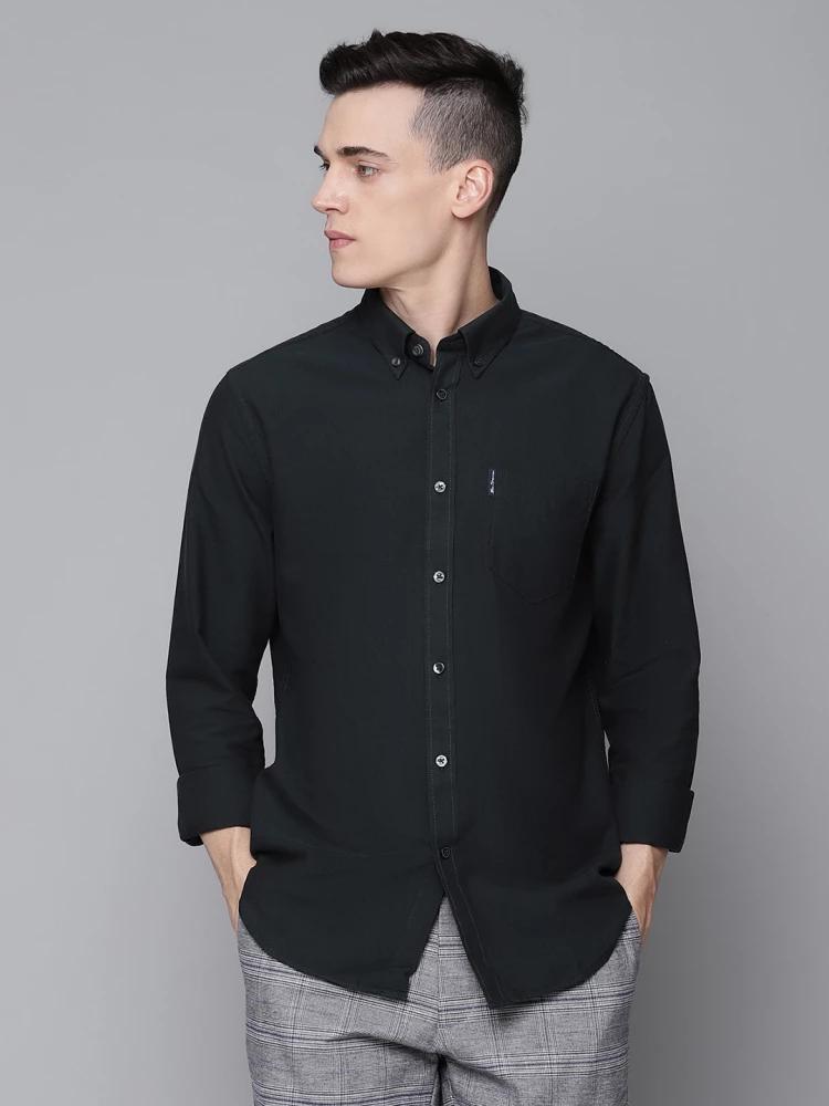 green solid collar shirt