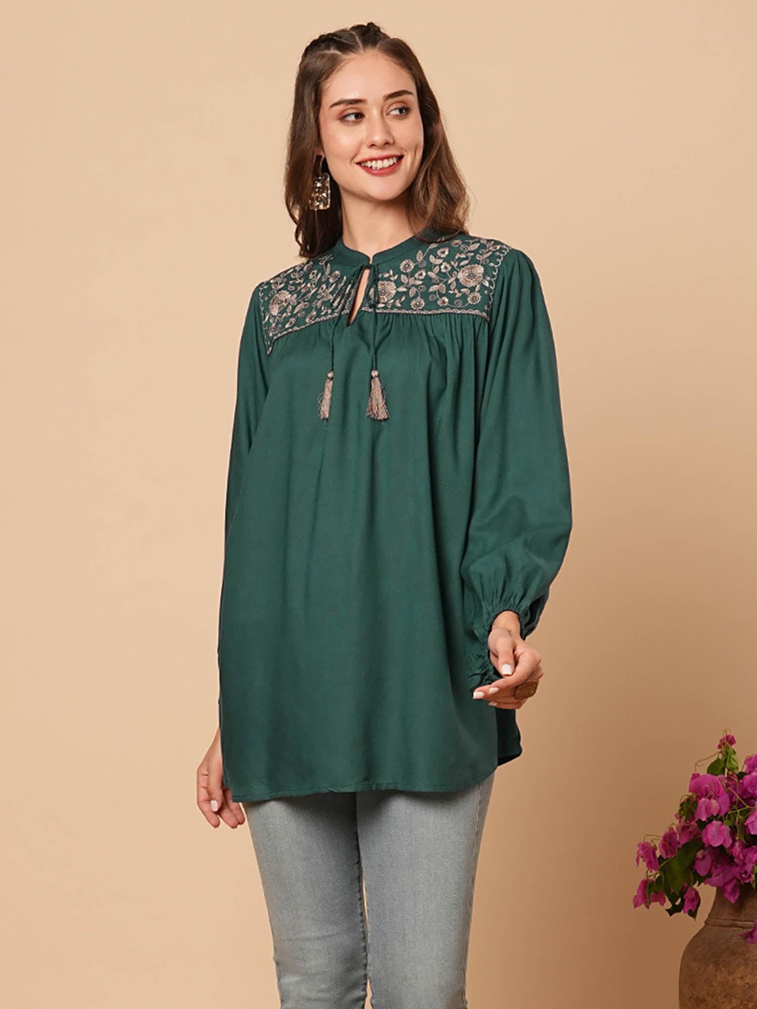 green solid embroidered a-line pleated short kurti