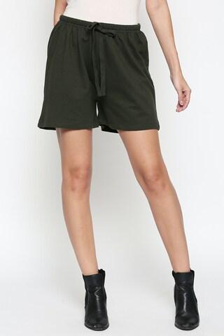 green solid knee length casual women relaxed fit shorts