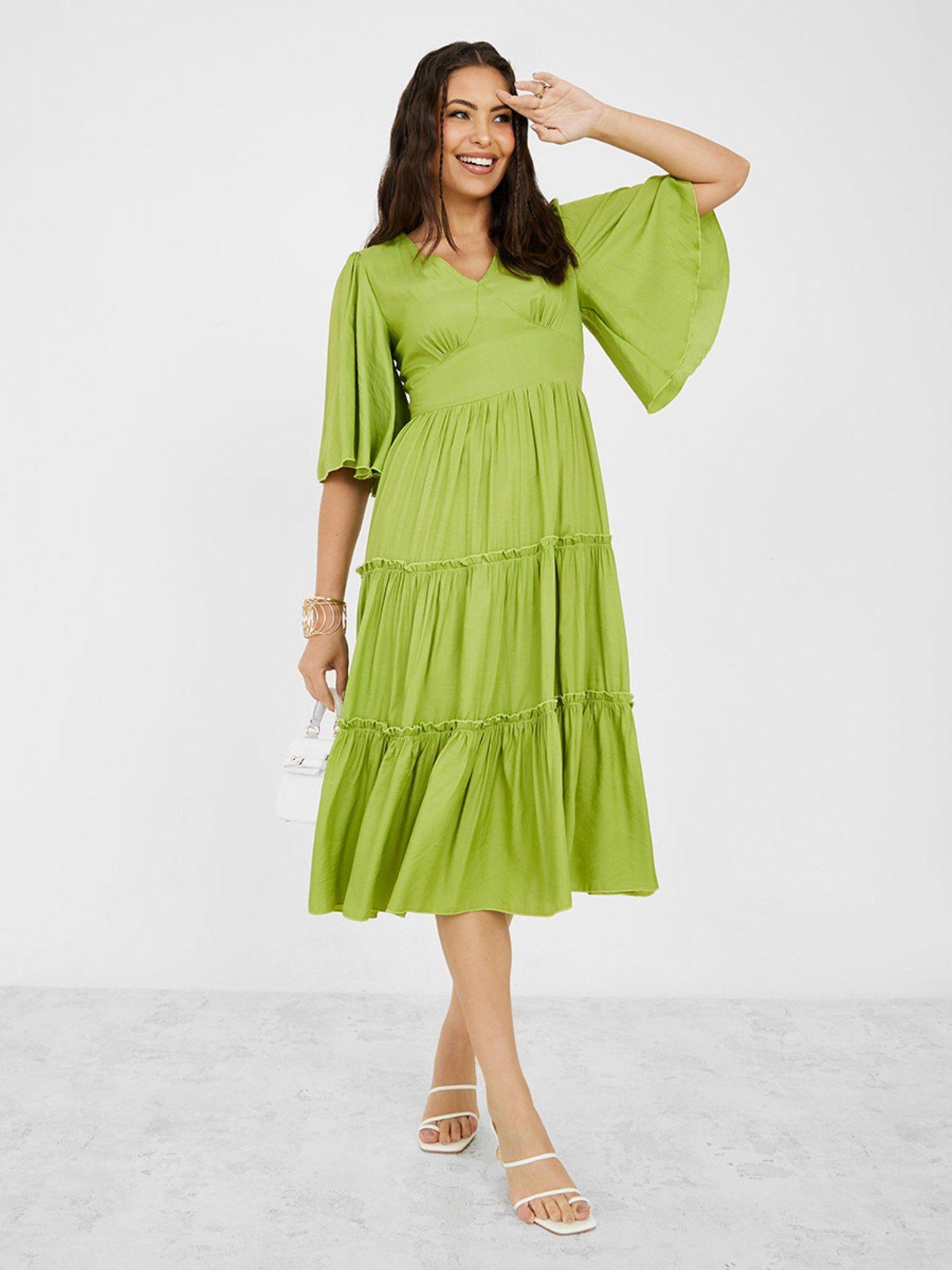 green solid v neck tiered midi dress