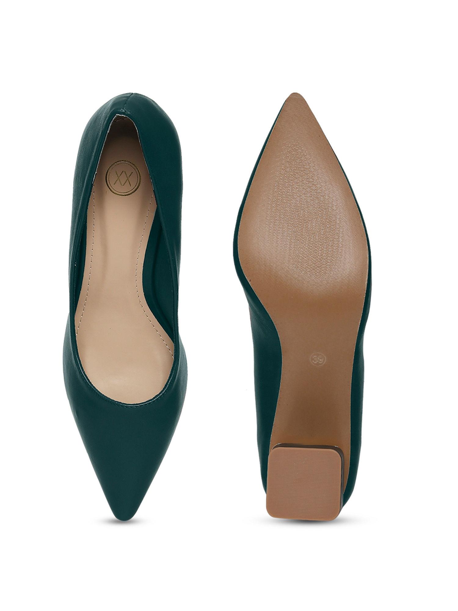 green stay close heels