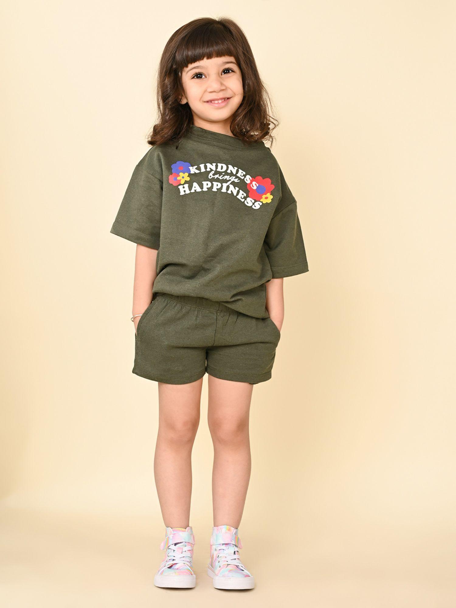 green text printed oversized tee with shorts (set of 2)