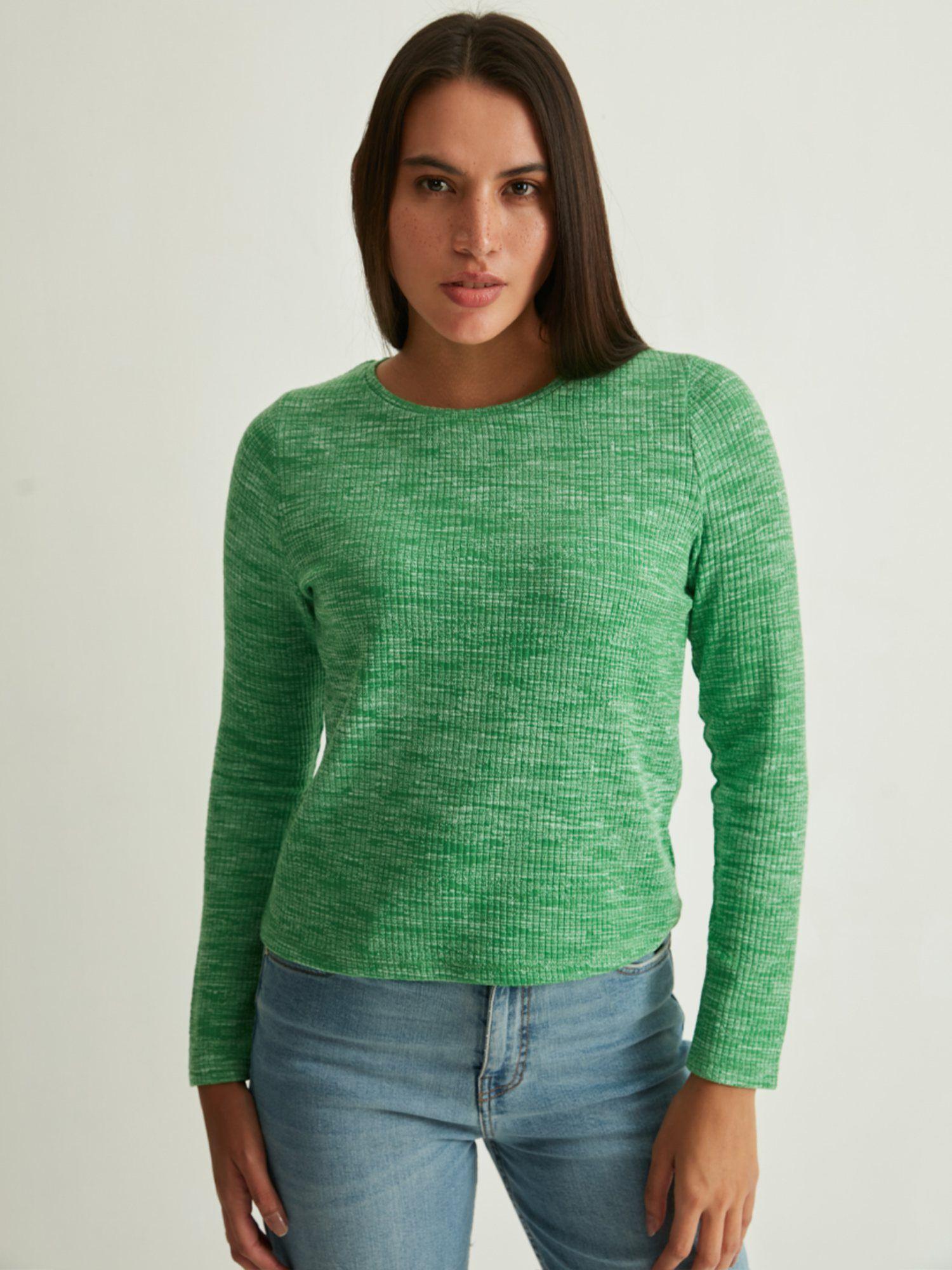 green textured top