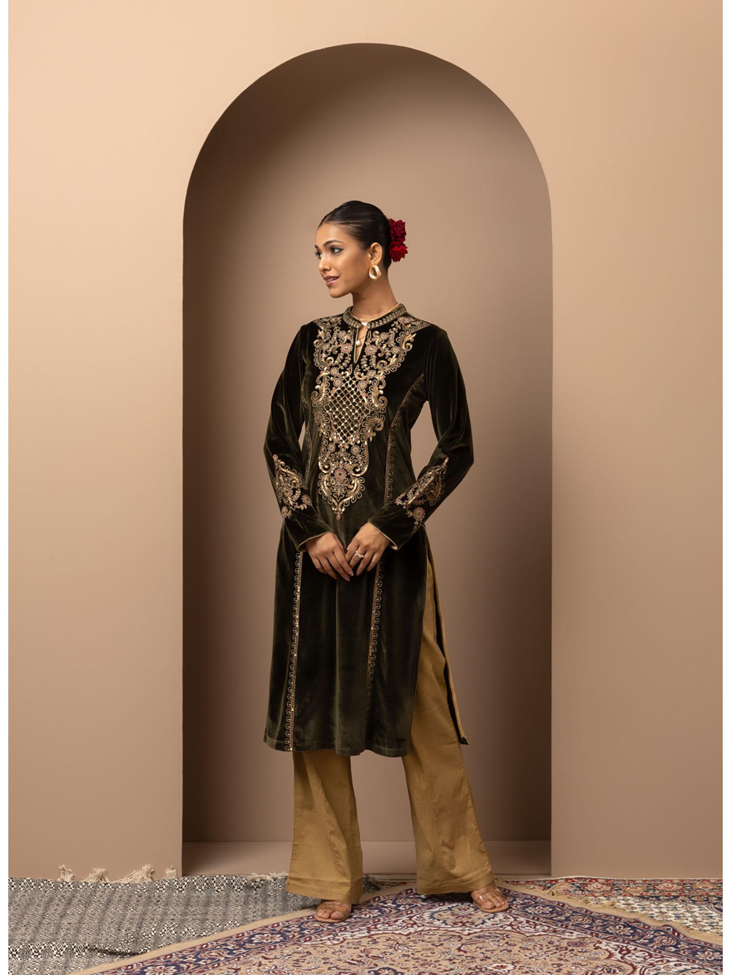 green velvet kurta with geometrical sequins work