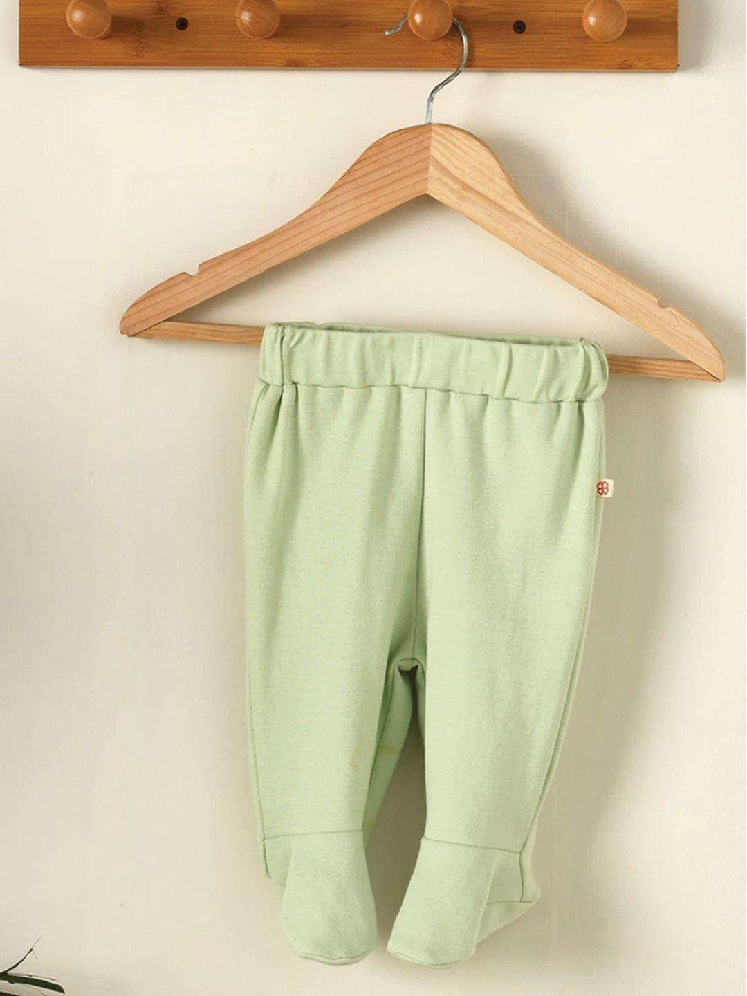greendigo kids green solid organic cotton inbuilt footies leggings