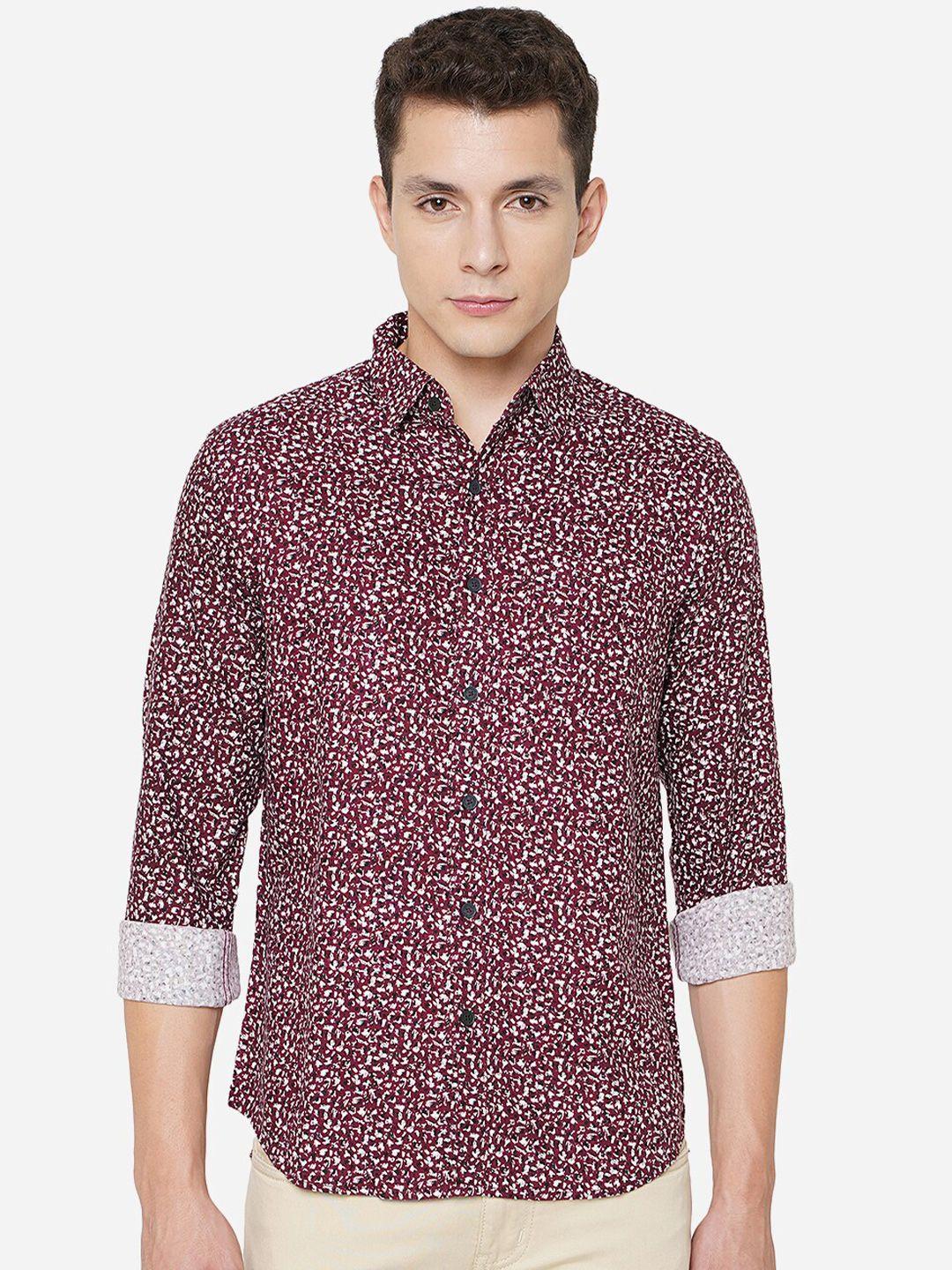 greenfibre men maroon & white classic slim fit floral printed pure cotton casual shirt