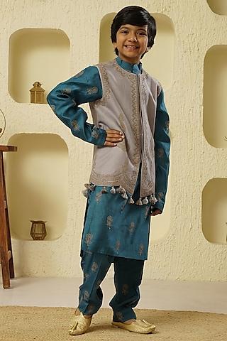 grey chanderi silk embroidered bundi jacket with kurta set for boys