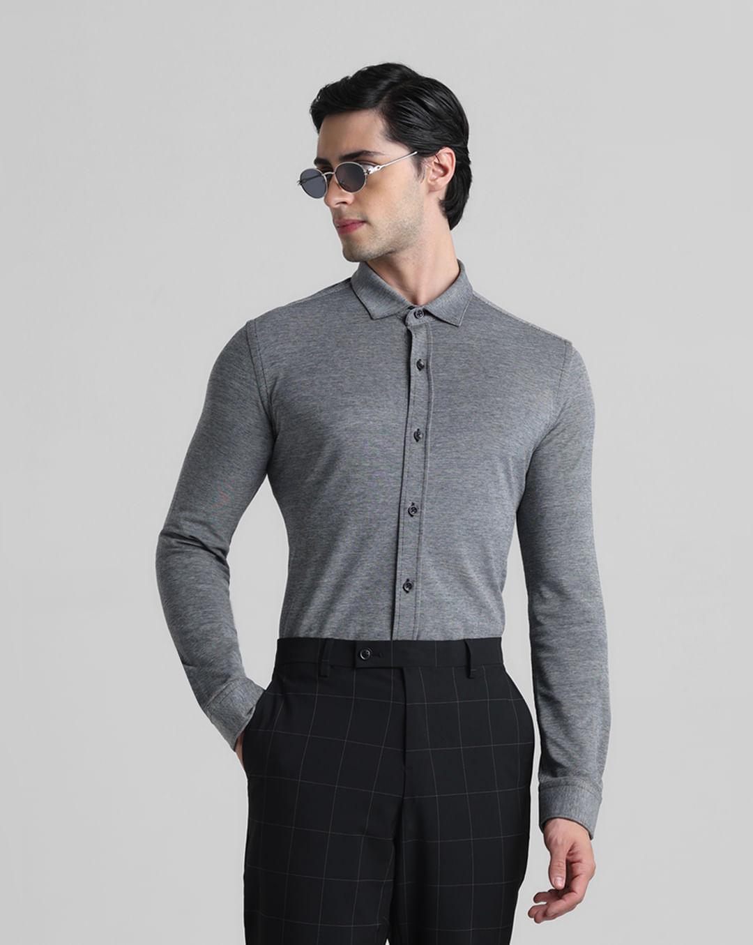 grey knitted full sleeves shirt