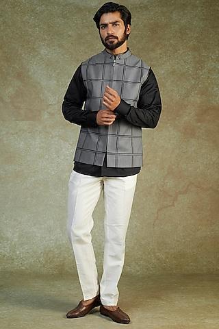 grey & black blended checkered bundi jacket with shirt