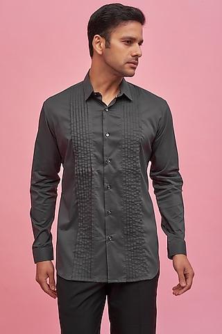 grey cotton shirt