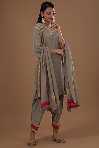 grey embroidered kurta set