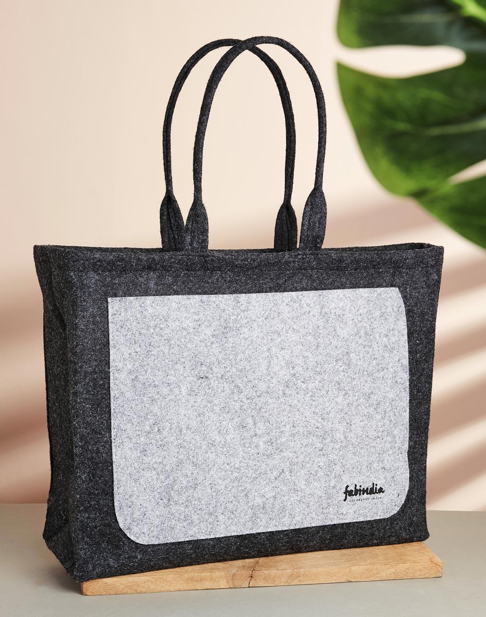 grey pet tote