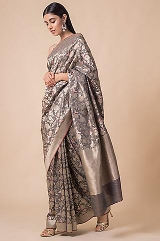 grey saree set with floral pattern