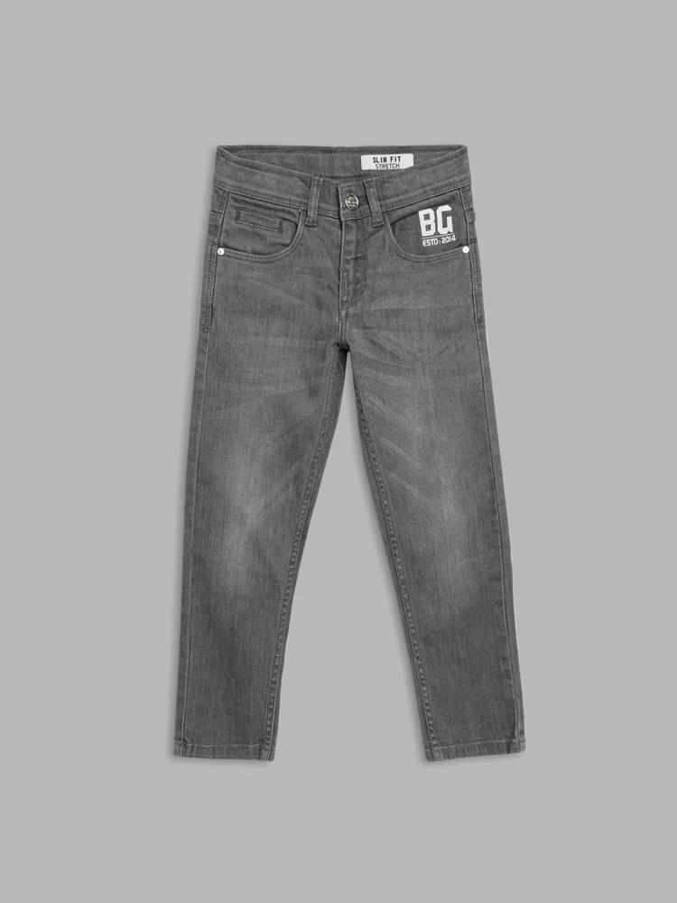 grey solid regular fit jeans