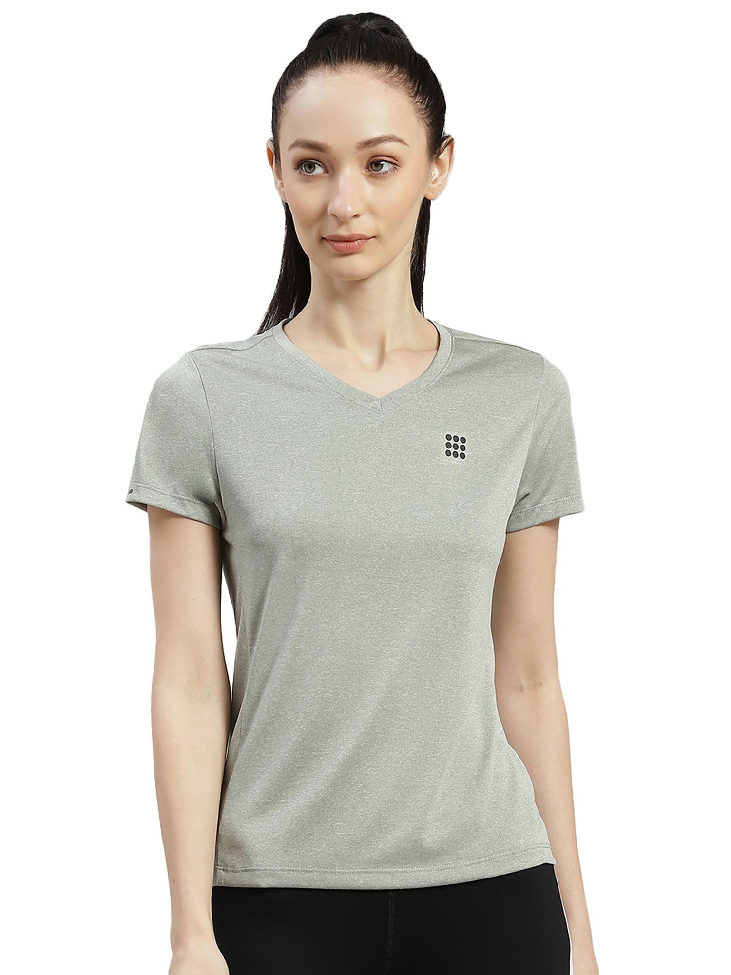 grey solid t-shirt