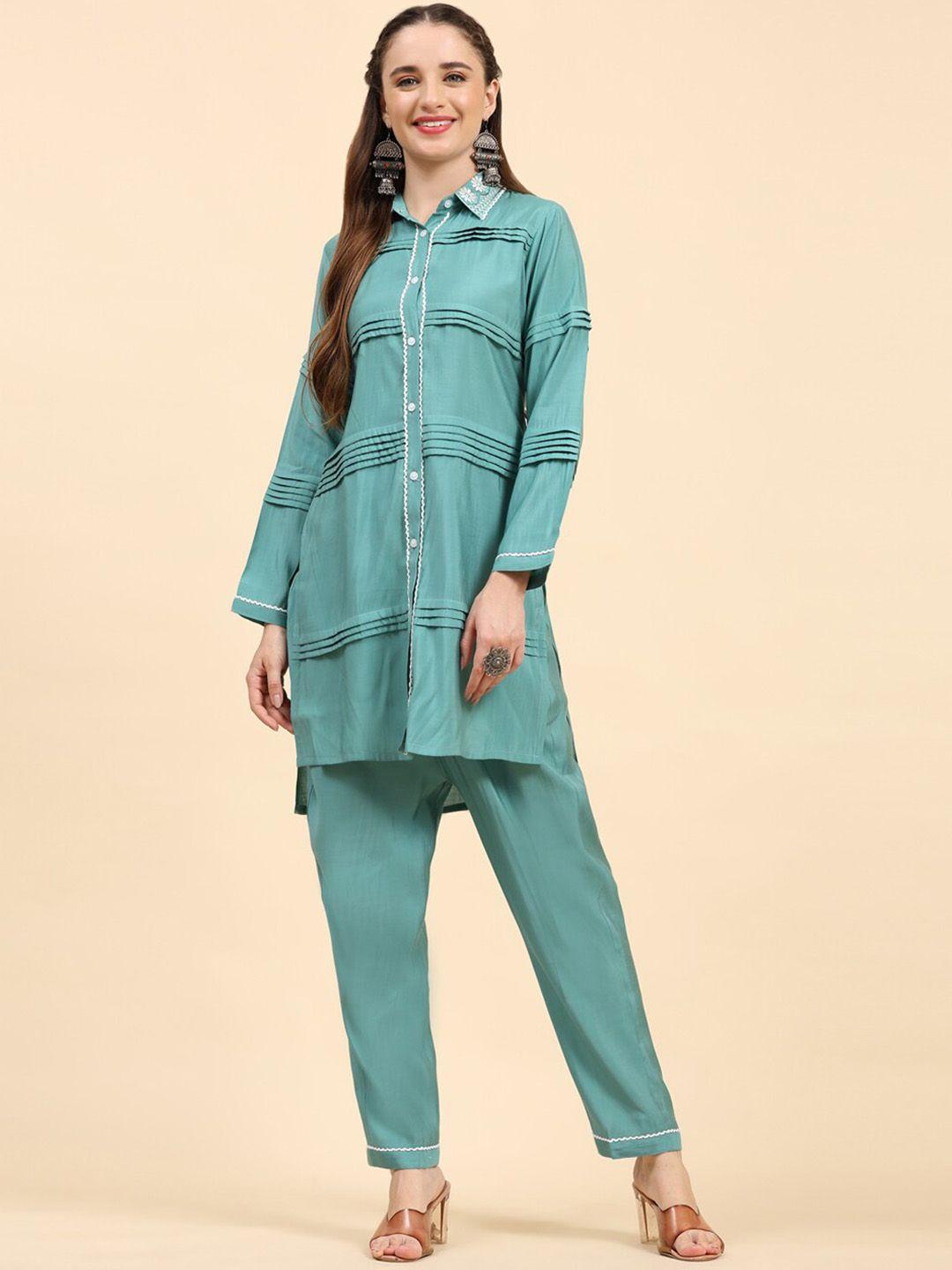 growish self-design top with trousers co-ords