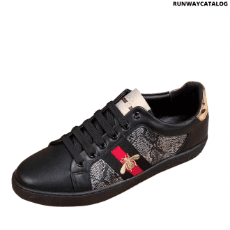 gucci lace up sneaker with bee