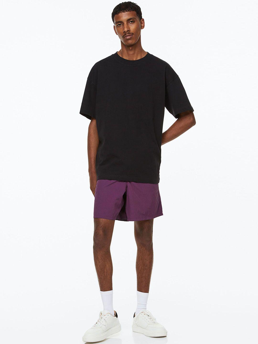 h&m men relaxed fit belted nylon shorts