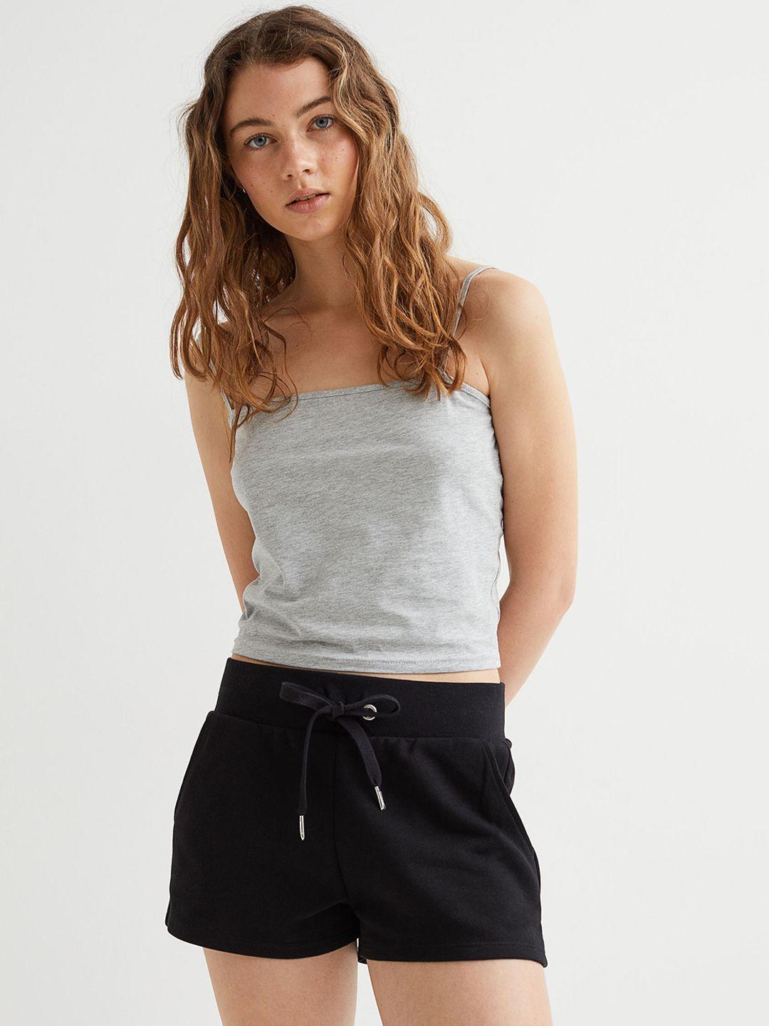 h&m women black shorts