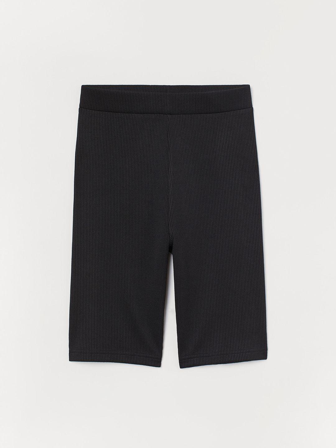 h&m women black solid ribbed biker shorts