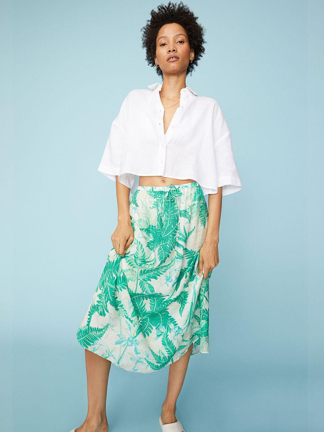 h&m women green & white calf-length skirt