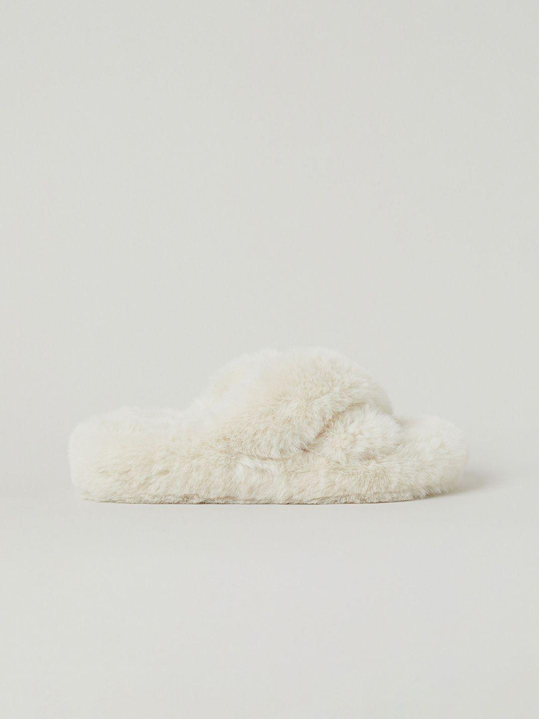 h&m womens white faux fur slippers