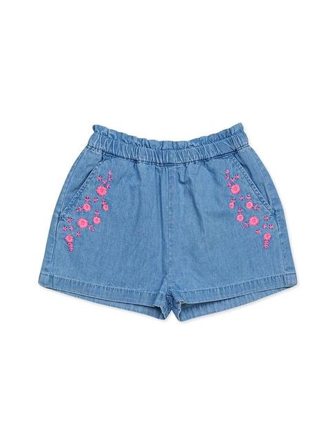 h by hamleys kids blue embroidered shorts
