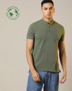 half-sleeve t-shirt with band collar