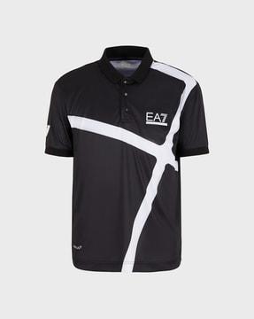 half sleeves spread collar contrast logo regular fit polo t-shirt