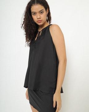 halter-neck tie-up top with tassels