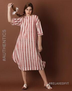 handblock cotton boat neck flared dress with inserted pocket