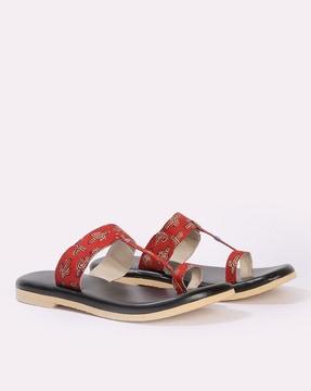 handcraft block print toe-ring flat sandals