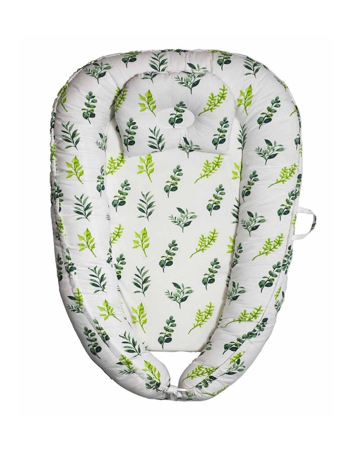 haus & kinder infant green & white printed  baby sleeping bag