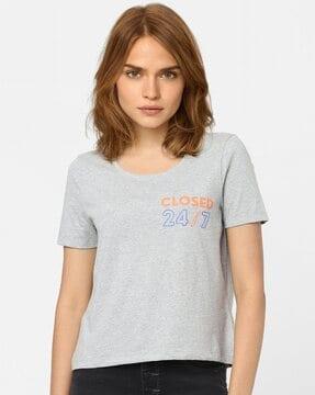 heathered crew-neck t-shirt with embroidery