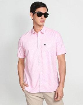 heathered regular fit casual shirt