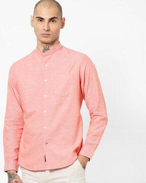 heathered slim fit shirt with patch pocket