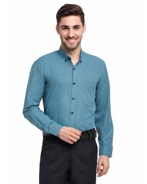 heathered slim fit shirt with patch pocket