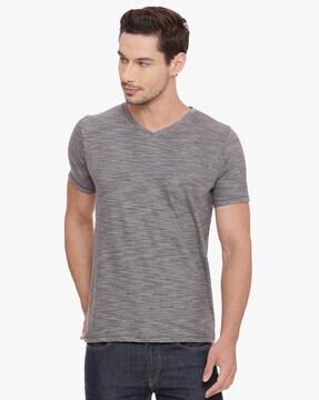 heathered slim fit v-neck t-shirt