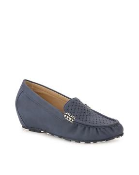 heeled slip-on loafers