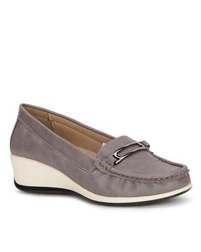 heeled slip-on shoes with buckle detail