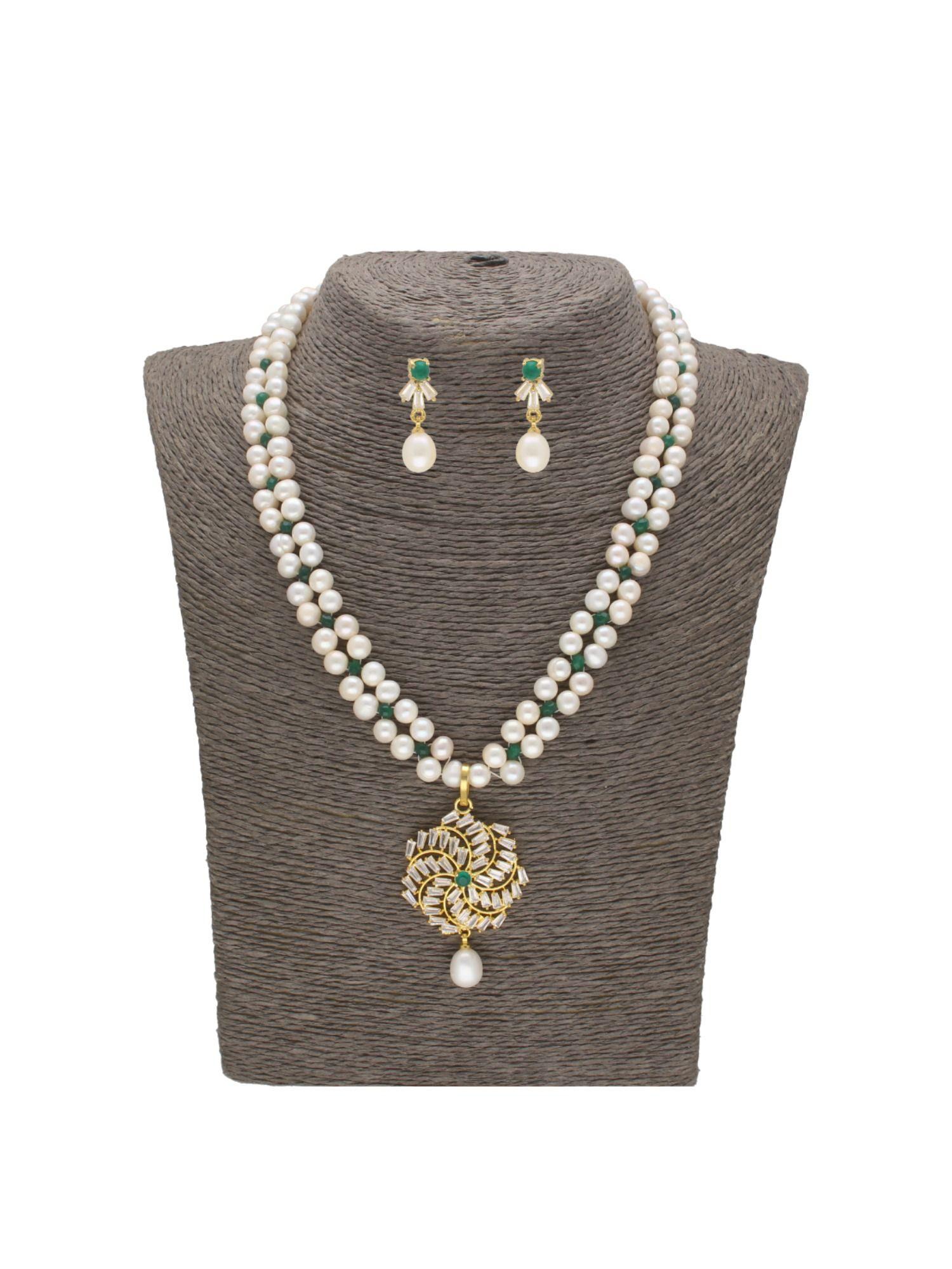 heirloom of love pearl necklace set